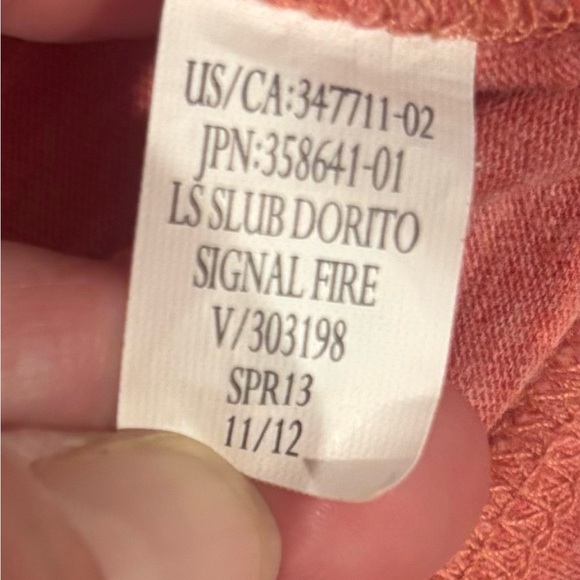 Gap Men’s Long Sleeve tee size L - Picture 4 of 6